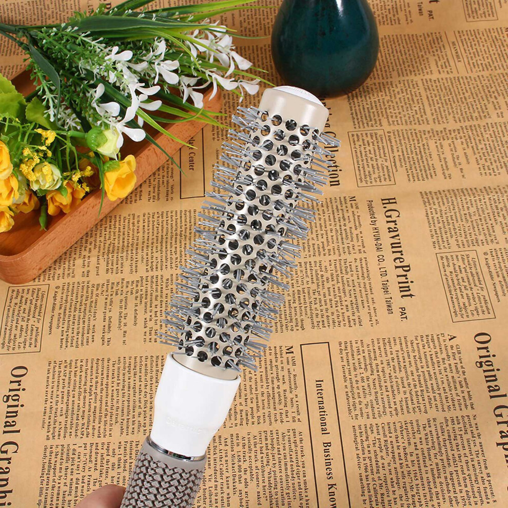 25mm Ceramic Barrel Brush for Styling, Heat Retention & Scalp Massage