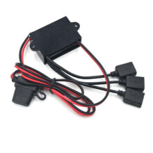 12V 24V bis 5,5V 5A 3 Anschlüsse Dreifach-USB-Steckladegerät DC-Stromwandler für Step-Down-Buck Mehrfach-Female-Adapter