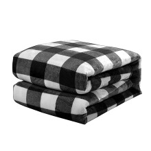 Fleece plaid voor op de bank, fauteuil of bed, met een rood-zwart geruit buffelruitpatroon, een heerlijke, zachte, lichtgewicht en warme deken voor