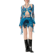 (M, Blue) Ensemble 3 pièces femme : boléro à manches longues, gilet tie-dye et mini-jupe asymétrique.