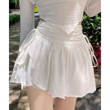 (One Size, White) Jupes-shorts femmes, shorts d'été asymétriques taille haute, unis, parfaits pour les soirées.