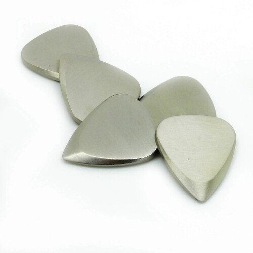 Titanium Jazz III Boutique Guitar Pick 2
