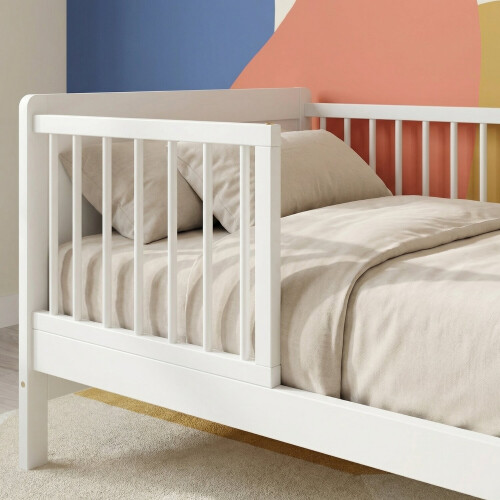 Noa and Nani Anni Toddler Bed in Classic White 2