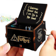 (H) Halloween Wooden Hand Crank Music Box, Spirited Away, Jurassic Park, Christmas Party Gift, Halloween Decoration Gift Wedding Decoration - PJ