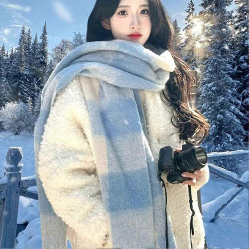 Fashionable Trend Scarf Blue and White Check Pattern Soft and Comfortable 2
