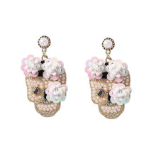 (3) Dazzling Zircon Encrusted Skull Earrings Fashionable Skull Earrings Jewelry with Glitter Detail for Halloween Event New Arrival