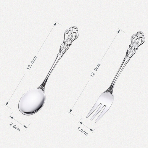 2pcs /Pack Retro Openwork Carved Dessert Spoon Fork Set Engraved Cutlery Gift Box, Style: Pink Box (Silver) 2