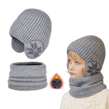 Winter-Fleece-Set für Kinder, winddichte und warme Strickmütze und Schal für Kinder, Ohrenschutzmütze