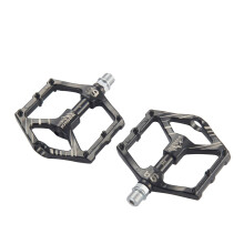 Pedali per mountain bike compatibili con spinning e ciclismo urbano, pedali antiscivolo lavorati a CNC con cuscinetti scorrevoli, design leg