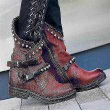 (Red, 43) Botines moteros con cremallera y tachuelas estilo punk (2024)