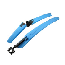 Guardabarros delanteros y traseros de goma blanda para bicicleta, de liberación rápida con luz LED (azul).