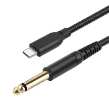 C-tyypin ja 6,35 mm:n 1/4 TRS-audiostereokaapeli vahvistimeen ja kotiteatterimikseriin