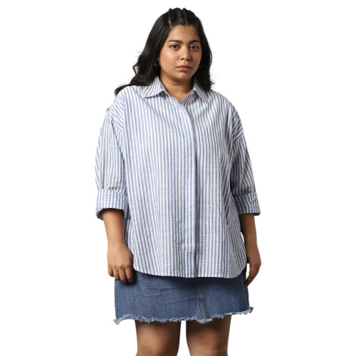 Camisa Feminina Oversized de Gola Larga 27