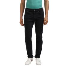 Calvin Klein Body Fit Jeans