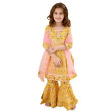 Conjunto Kurta Sharara Gota Patti para Meninas com Estampa Floral e Dupatta (Amarelo Rosa) (Tamanho 7-8 Anos)