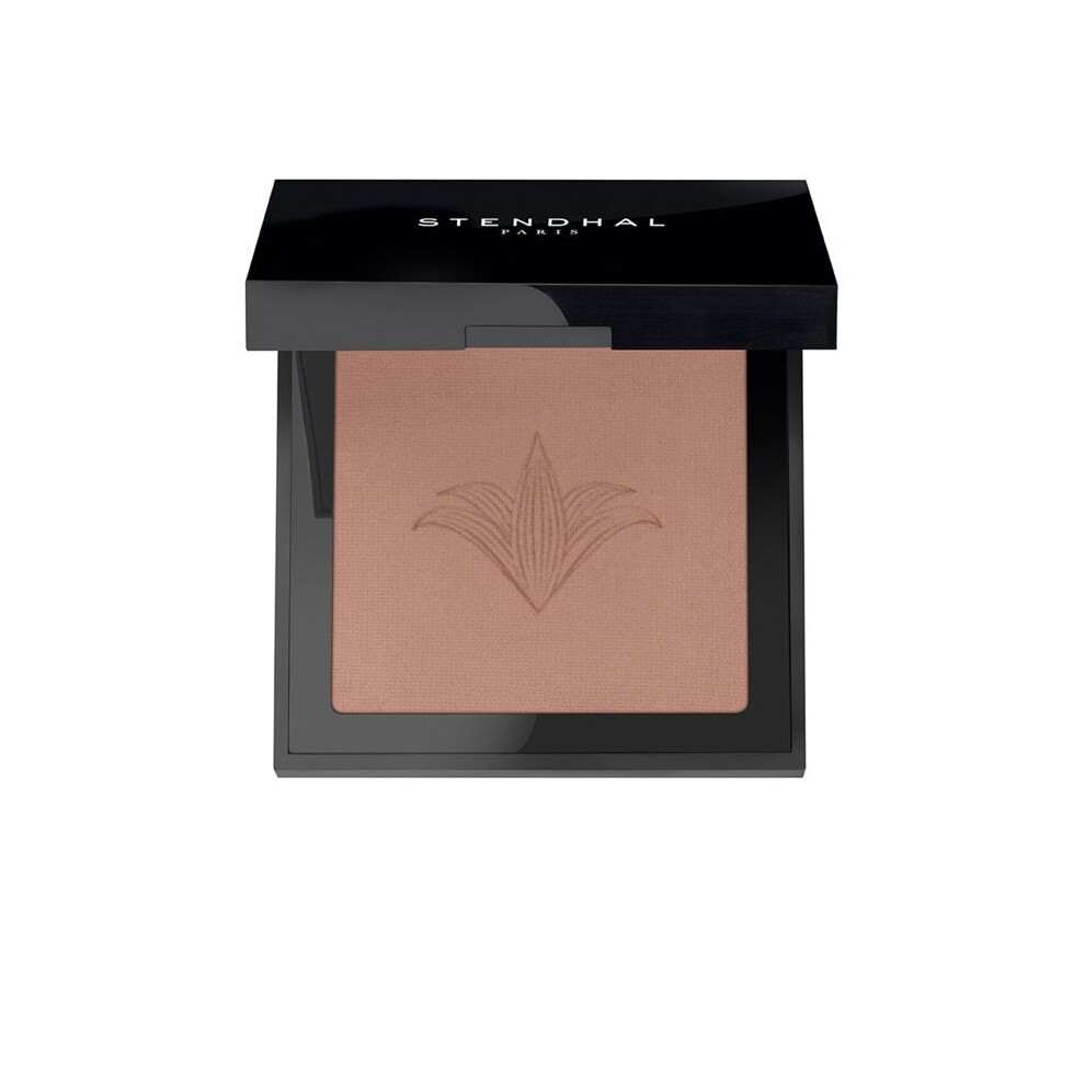 Brown Illuminators Blush Highlighter #302- Petra 5.5 Gr