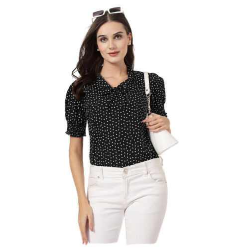 Top Feminino Preto e Branco com Laço Frontal