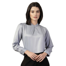 Blusa Plissada Regular de Cetim Cinza Claro para Mulheres