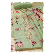 Material de Vestido Sem Costura Floral em Organza Verde Soch com Pérola