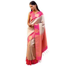 Soch Dam Kvinnor Beige Tussar Zari Vävda Saree