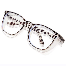 Safety Glasses AntiFog Blue Light Blocking Goggles for Nurses and Women, Clear Vision Eyewear
