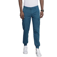 The Indian Garage Co Herr Slim Fit Solid Mid-Rise Stretchable Cuffed Cargos