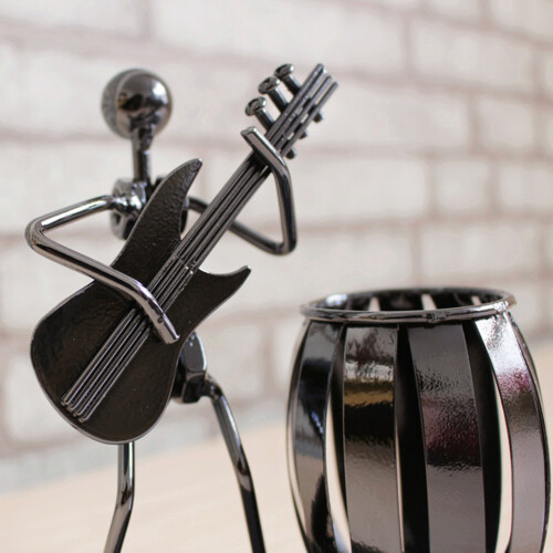 Unique Black Iron Pencil Pot Musician Style Pen Container 2