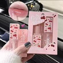Hydrating Cherry Lip Oil with Soft Plush Applicator, Transparent Gloss Balm 8g