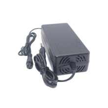 Caricabatterie compatibile con monopattino elettrico Pro Speedway, adattatore di ricarica, accessori, uscita 54,6 V 2 A, spina UE