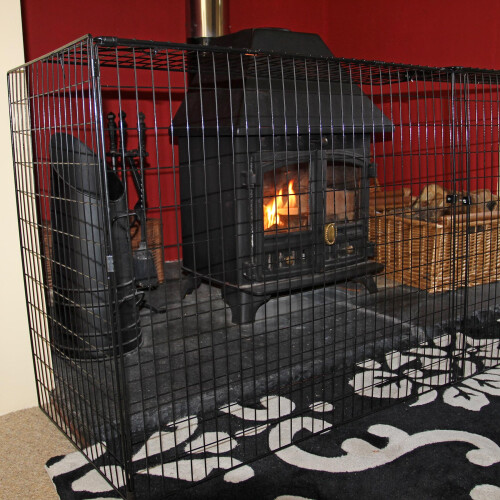 Extendable Safety Fire Guard/Woodburner Screen 1