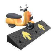 Rubber Threshold Ramp for Doorways 1.6in Wheelchair Access, Non‑Slip Cuttable Entry Slope (100x25x4cm)