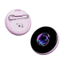 Insignia Electrónica con Pantalla Táctil de 1,53 Pulgadas, , Función de IA, Compatible con Formatos JPG, GIF y PNG para Niños, Color Rosa.