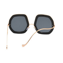 Durable Grey Sunglasses Women Oversized Summer Outdoor Eyewear