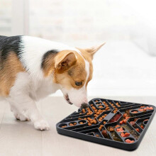 (black) Pet Licking Mat Slow Feeder for Dogs and Cats, Cat Treats Food Mat Dog Lick Pad Bowls with Suction Cups for Pet Anxiety Relief & Grooming