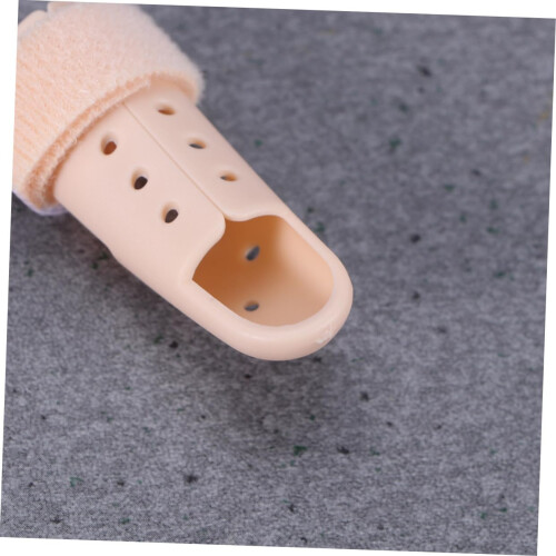 Finger Splint for Joint Dislocation with Breathable Sweat‑Absorbing Support Brace, Adjustable Stabilizer Design 1