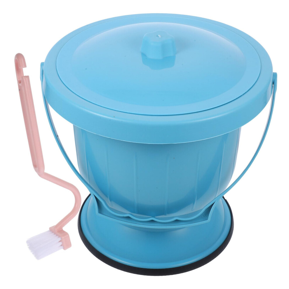 Portable Bed Pan and Adult Urinal with SpillâResistant Lid, NonâSlip Base, EasyâClean Surface for Home or Travel