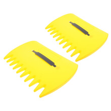 Heavy Duty Leaf Rake with Clamp Action, Wide Toothed Head and Ergonomic Handle for Garden Cleanup