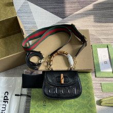 GUCCI Beige Logo Print Card Holder | Premium Quality Wallet