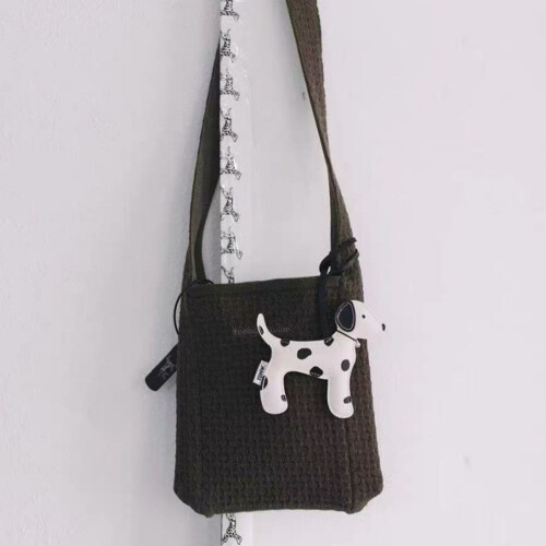 Charmant porte-clés en forme de chiot à pois, accessoire léger 2