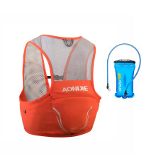 Running Hydration Vest with 1.5L Bladder, Lightweight Breathable Pack for Marathon, Cycling, Hiking (Orange L/XL)
