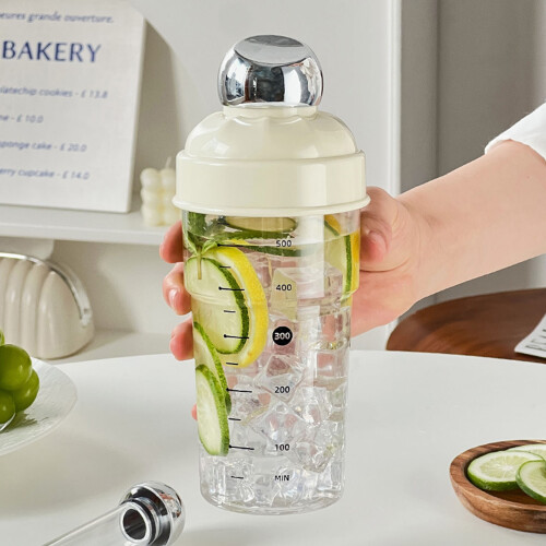 Praktischer 600-ml-Getränkemixer mit-Roter Ballstil 2