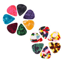 200pcs Heart Shaped Guitar Picks Colorful Durable Plectrums for Acoustic and Electric Guitars Comfortable Non‑Slip Grip