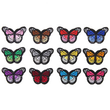 Écussons thermocollants faciles à appliquer, ornés de broderies incroyablement détaillées et d'un motif papillon coloré, conçus pour les