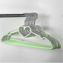 (style 1, green) 20 Pcs Heart Hangers Clothing Hangers Ideal For Everyday Standard Use