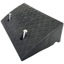 Portable Modular Traction Board with AntiSlip Surface for Vehicle OffRoad Recovery Ramp