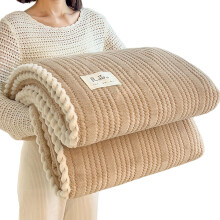 Soft Reversible Flannel Throw Blanket, Plush Milk Velvet Jacquard Blanket 150x200cm for Sofa and Bed