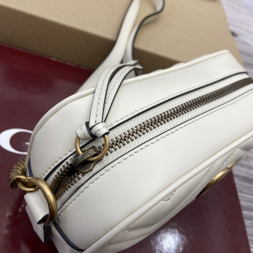 GUCCI White Leather Card Holder | Premium Quality Wallet 2