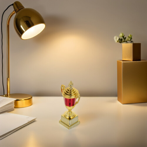 Golden Small Plastic Trophy for Student Awards and Team Prizes 2