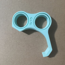 (8*7.8*1.5cm, 柔绿色) Ergonomic integrated design of mobile phone grip, multifunctional glass handle, and stress relief tool