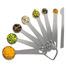 (Measuring Spoon 8-Piece Set) Set di 14 misurini e cucchiai dosatori in acciaio inox con scala graduata.